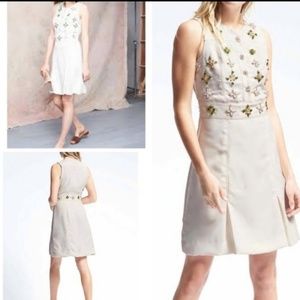 NWT Banana Republic Cream Flower Bead Embellished Dress 2P